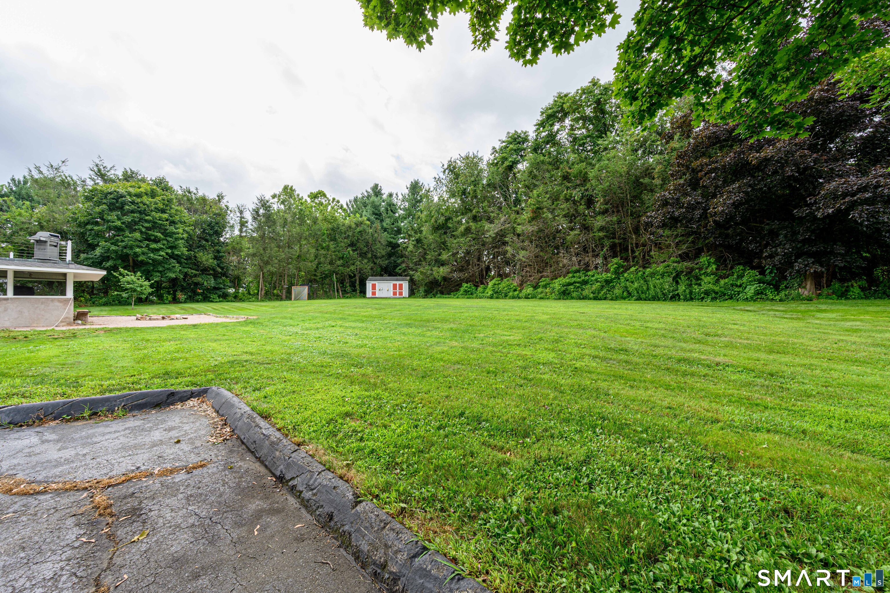 26 Dorchester Lane Branford CT 06405
