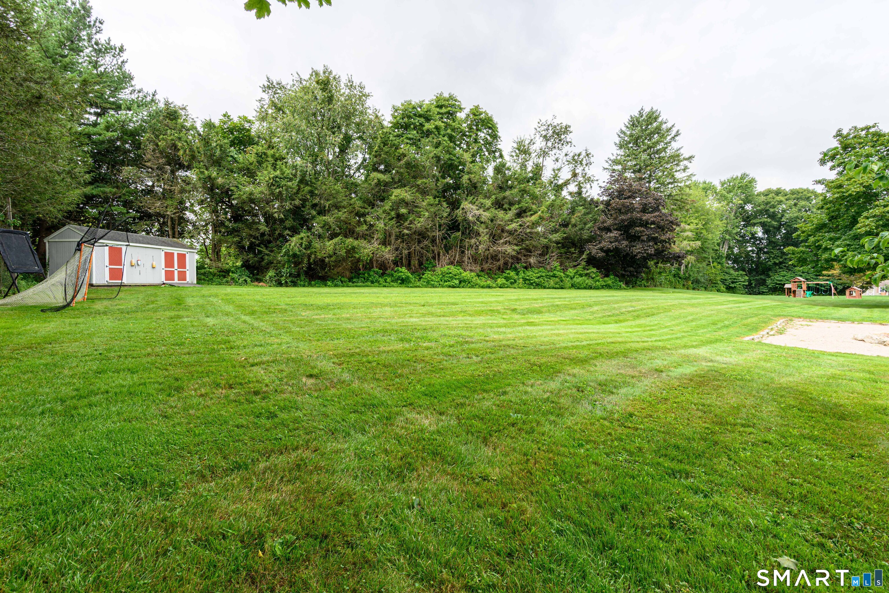 26 Dorchester Lane Branford CT 06405