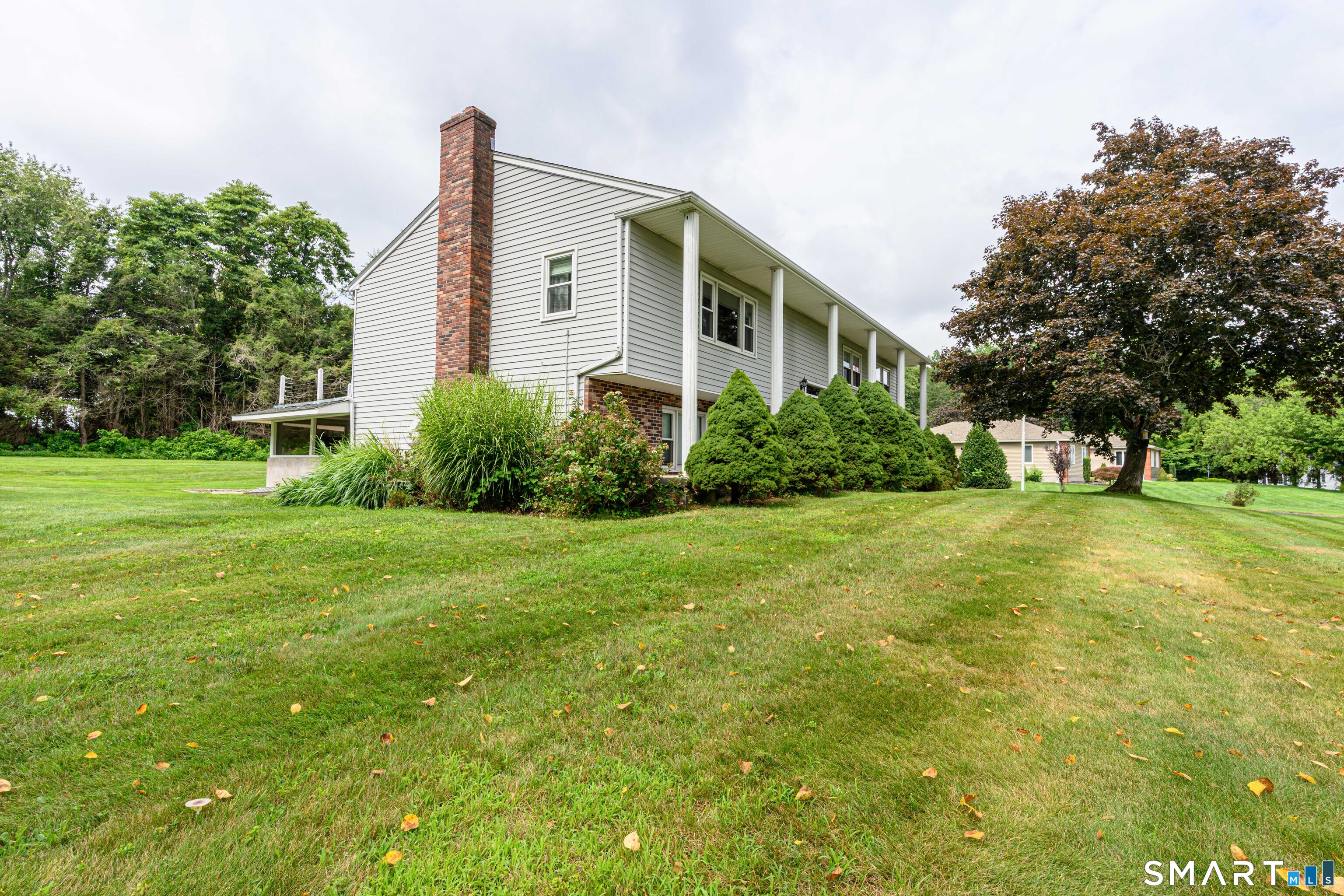 26 Dorchester Lane Branford CT 06405