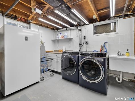 52 Division Street Groton CT 06340