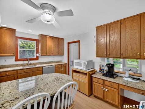 52 Division Street Groton CT 06340