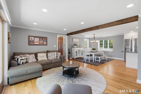 9 Pond Side Drive Wethersfield CT 06109
