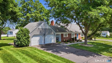 9 Pond Side Drive Wethersfield CT 06109