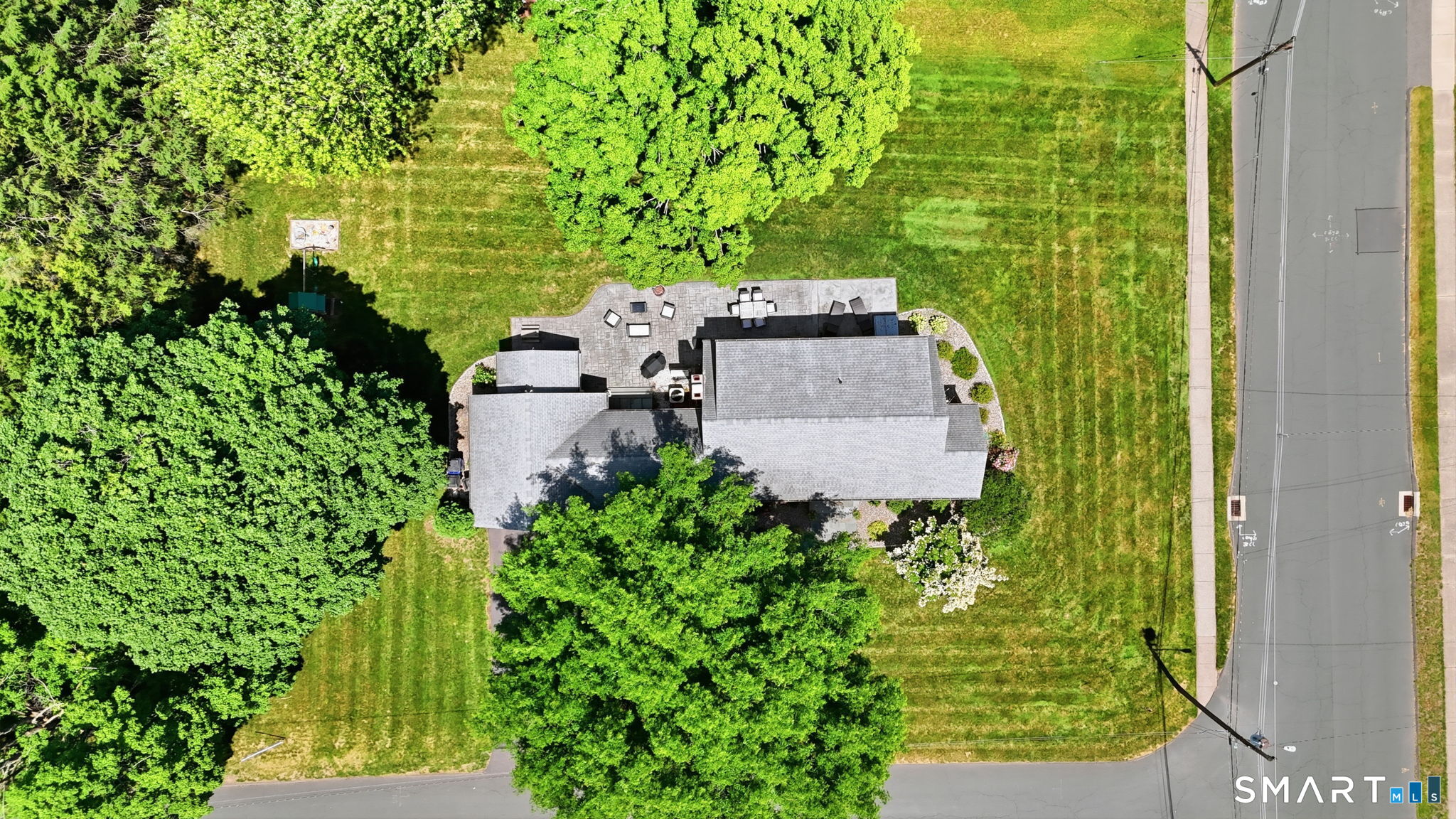 9 Pond Side Drive Wethersfield CT 06109