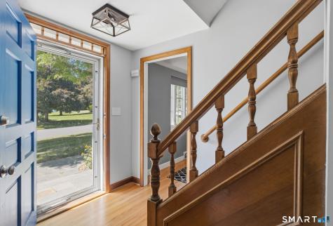9 Pond Side Drive Wethersfield CT 06109