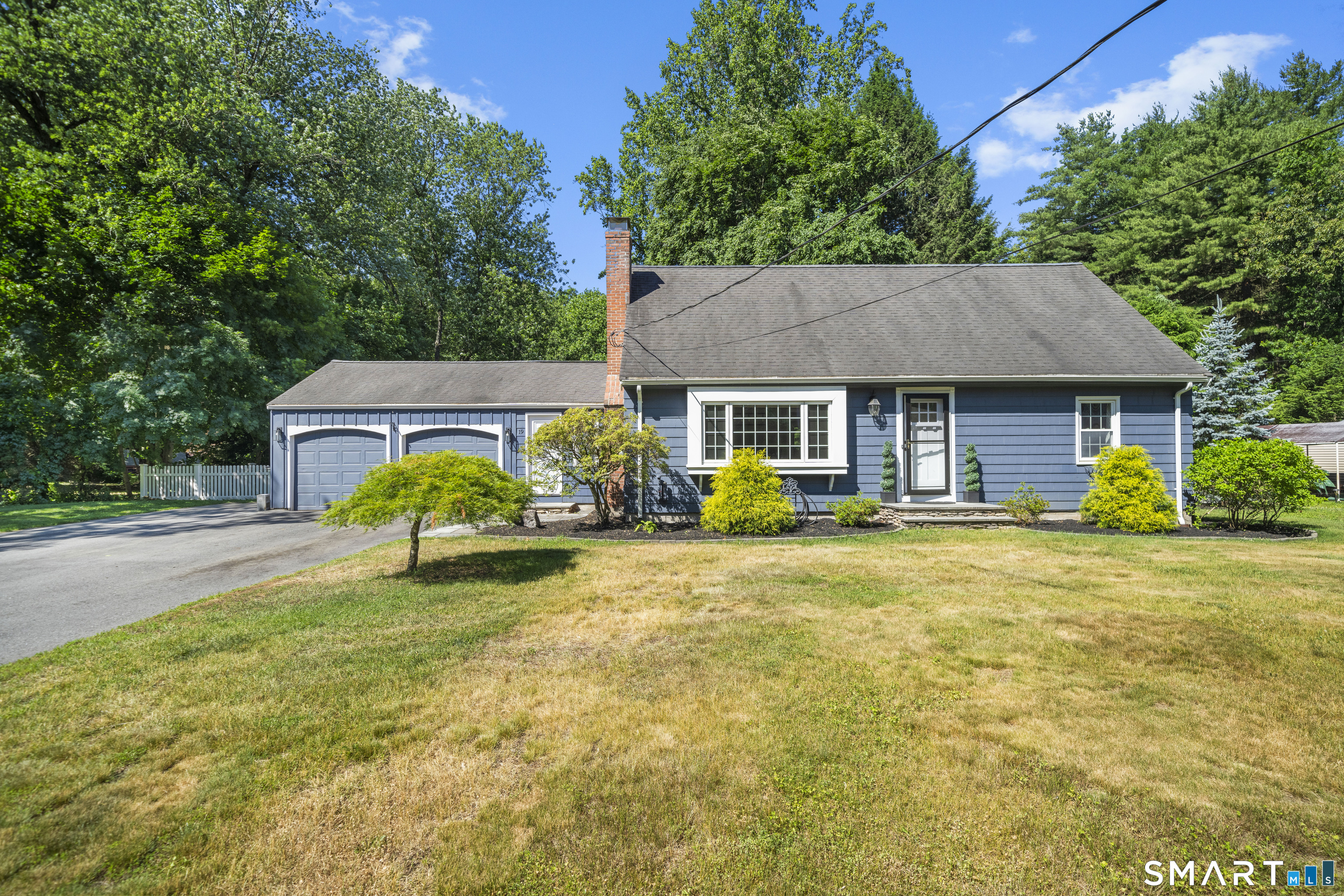 19 Westwood Drive Simsbury CT 06070