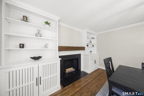 19 Westwood Drive Simsbury CT 06070