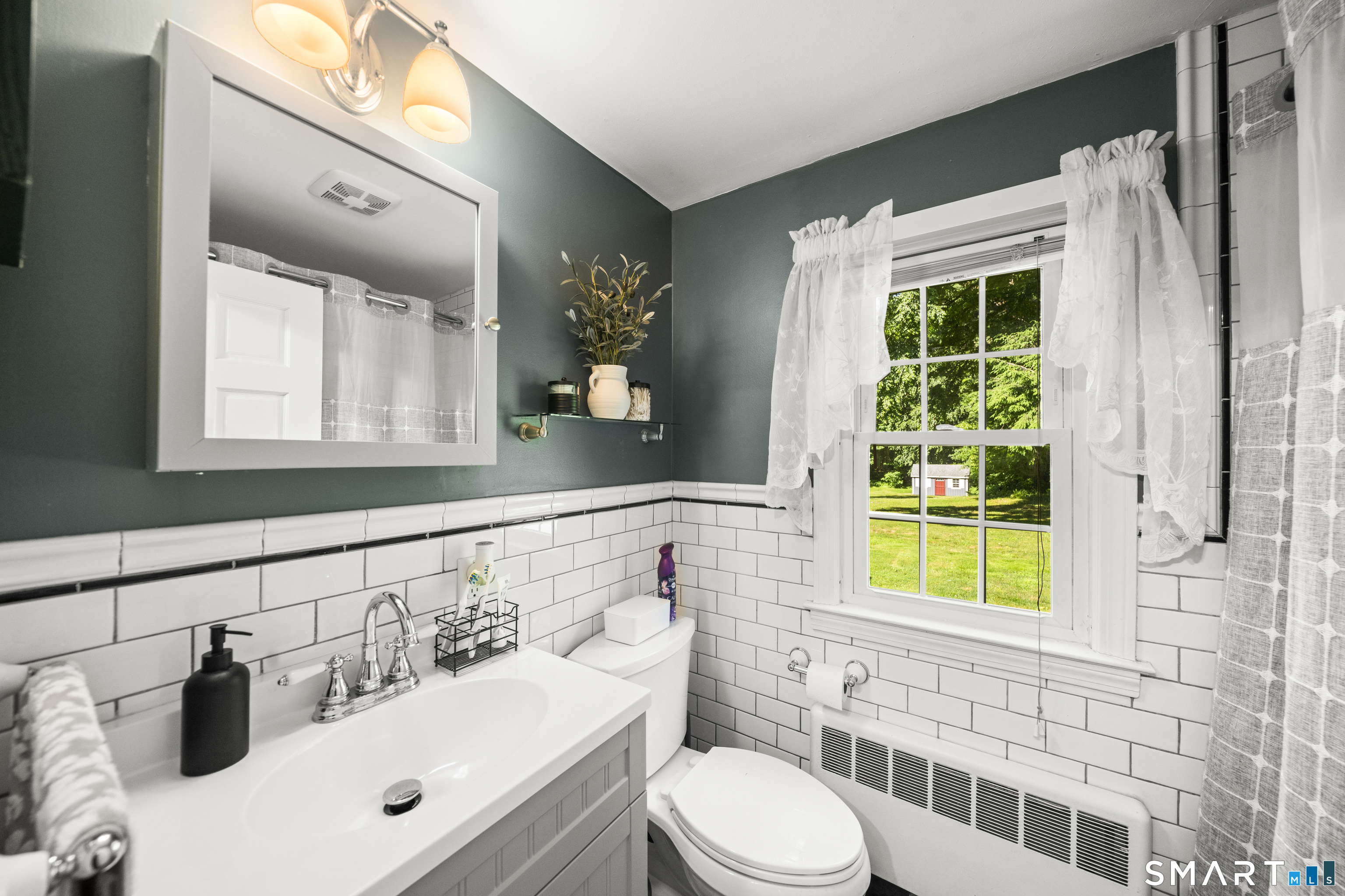 19 Westwood Drive Simsbury CT 06070