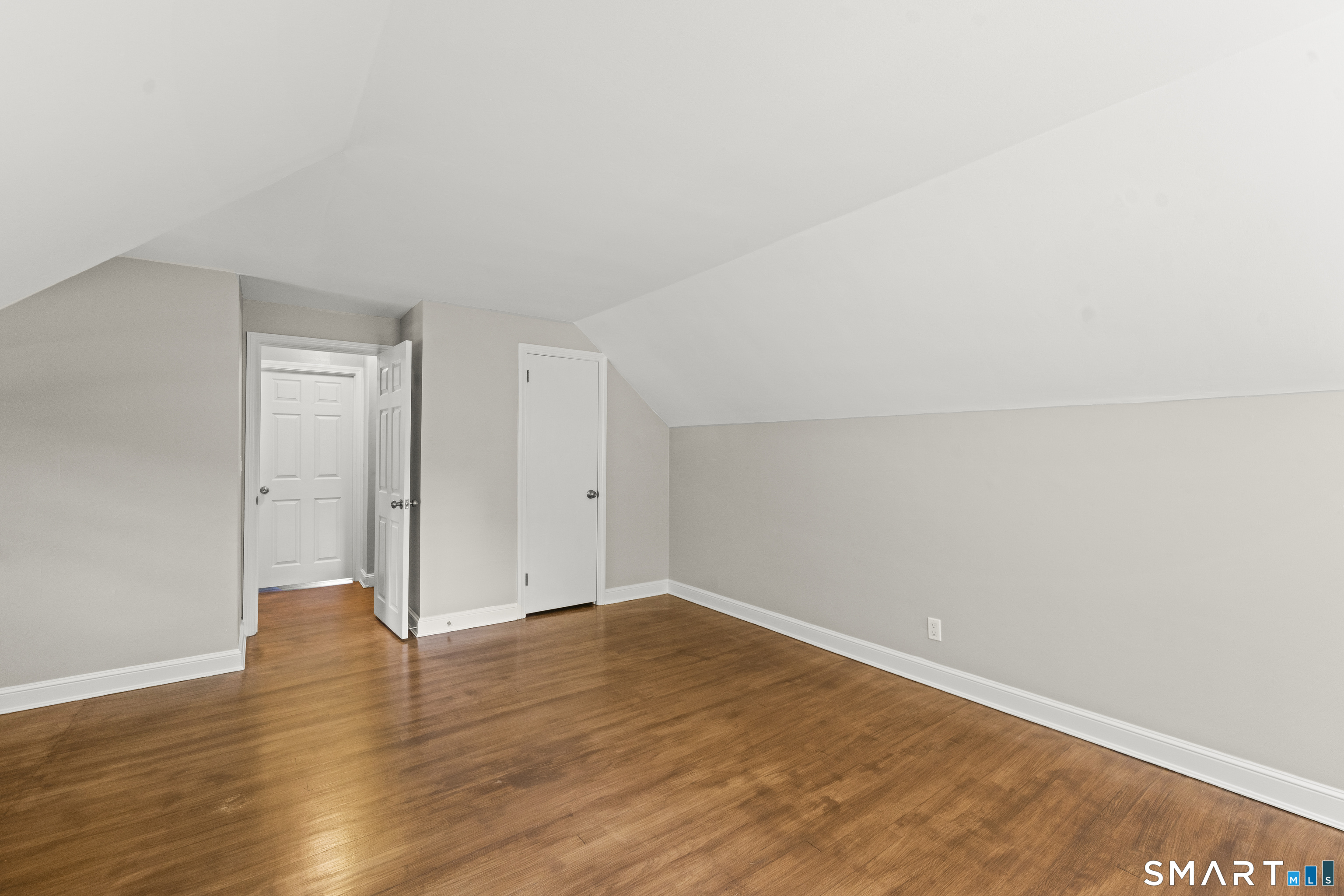 19 Westwood Drive Simsbury CT 06070