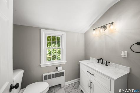 19 Westwood Drive Simsbury CT 06070