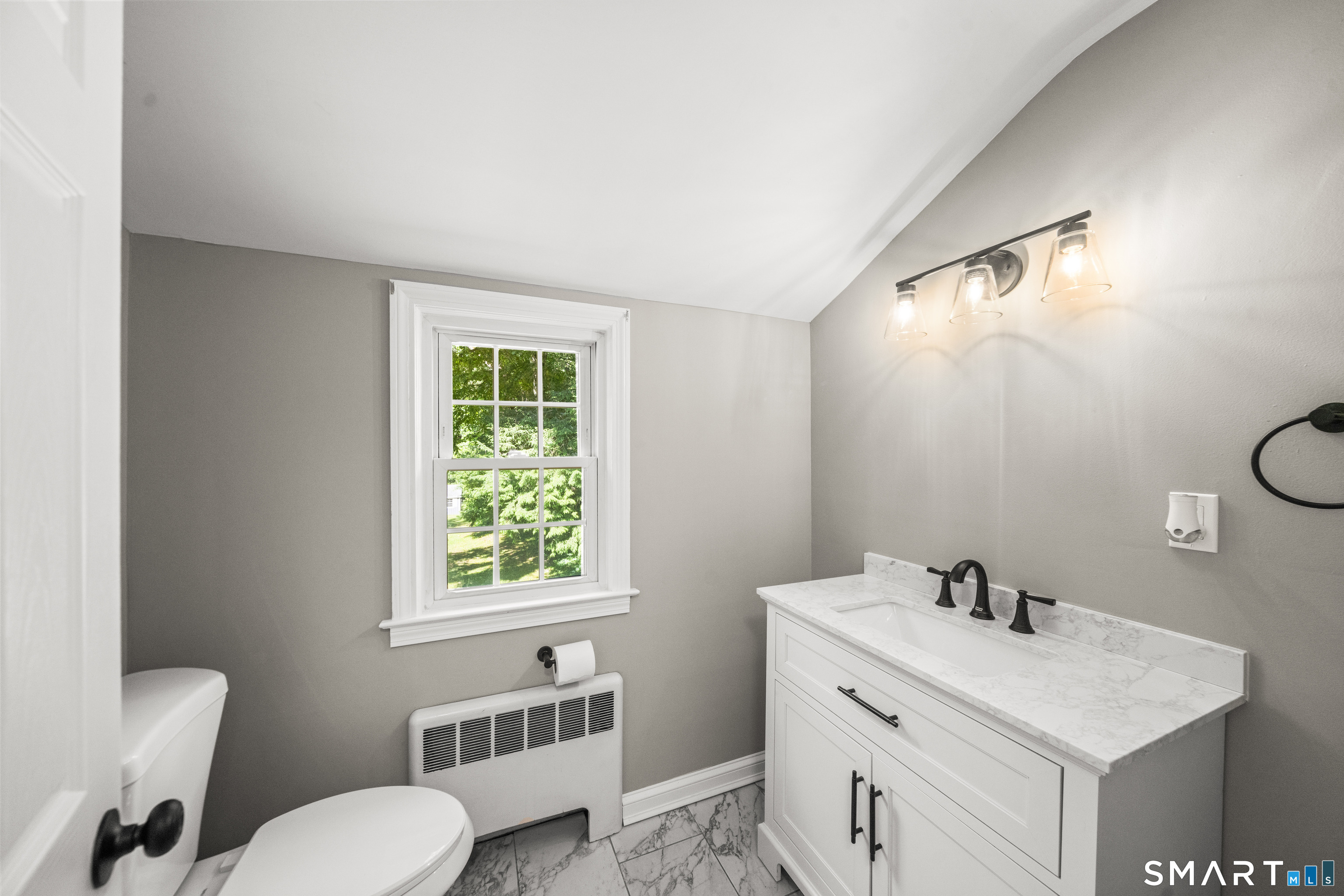 19 Westwood Drive Simsbury CT 06070