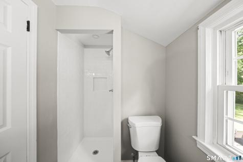 19 Westwood Drive Simsbury CT 06070