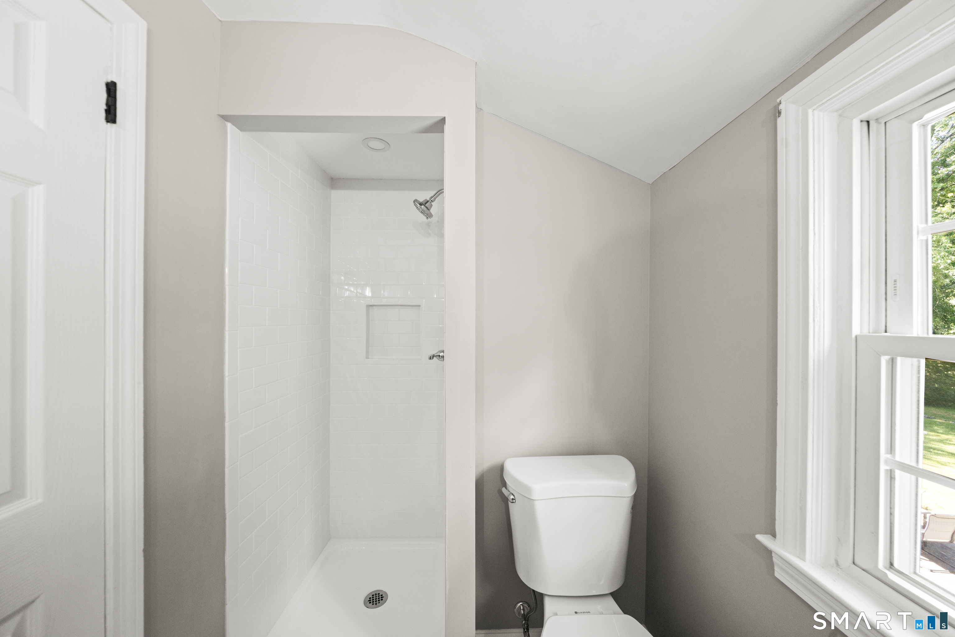 19 Westwood Drive Simsbury CT 06070