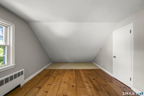 19 Westwood Drive Simsbury CT 06070