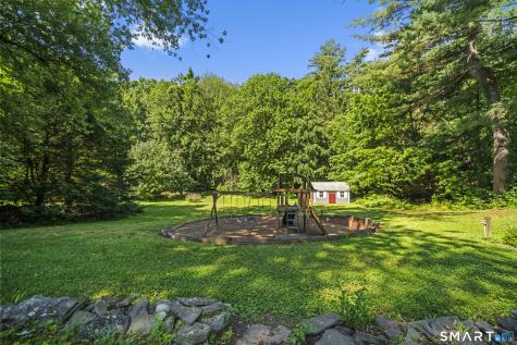 19 Westwood Drive Simsbury CT 06070