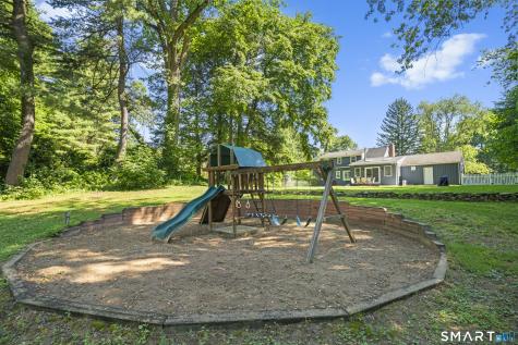 19 Westwood Drive Simsbury CT 06070