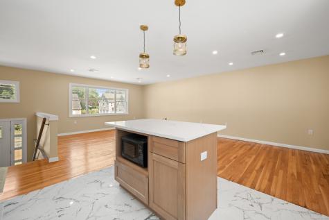 146 Black Point Road East Lyme CT 06357