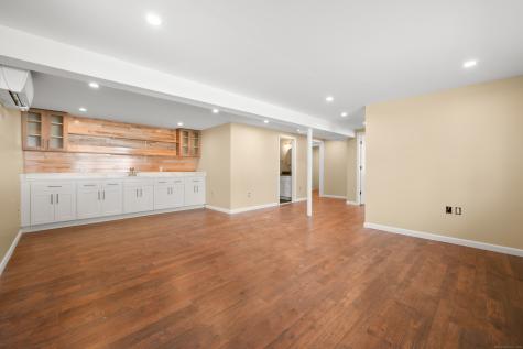 146 Black Point Road East Lyme CT 06357