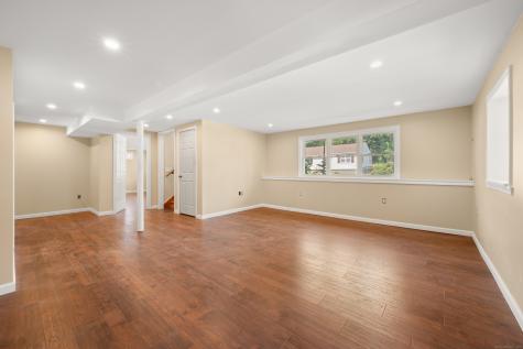 146 Black Point Road East Lyme CT 06357