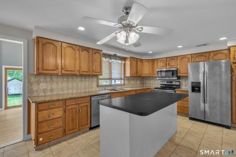 1591 Main Street Newington CT 06111