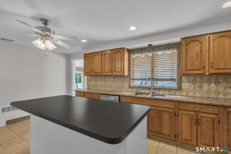 1591 Main Street Newington CT 06111