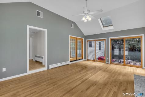 1591 Main Street Newington CT 06111