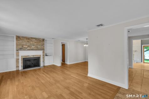 1591 Main Street Newington CT 06111