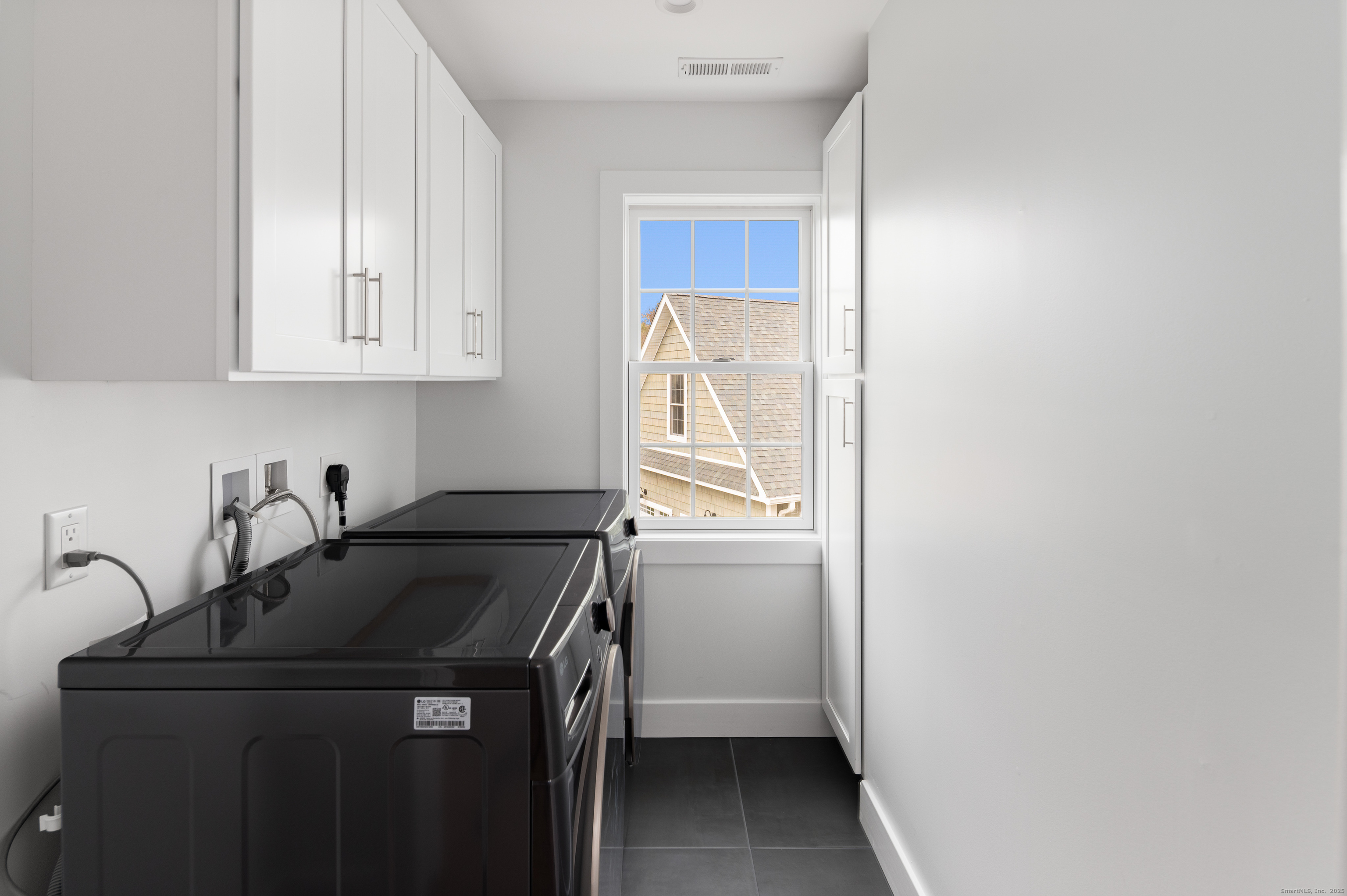 12 Walnut Ridge Court Stamford CT 06904