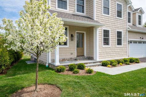 12 Walnut Ridge Court Stamford CT 06904