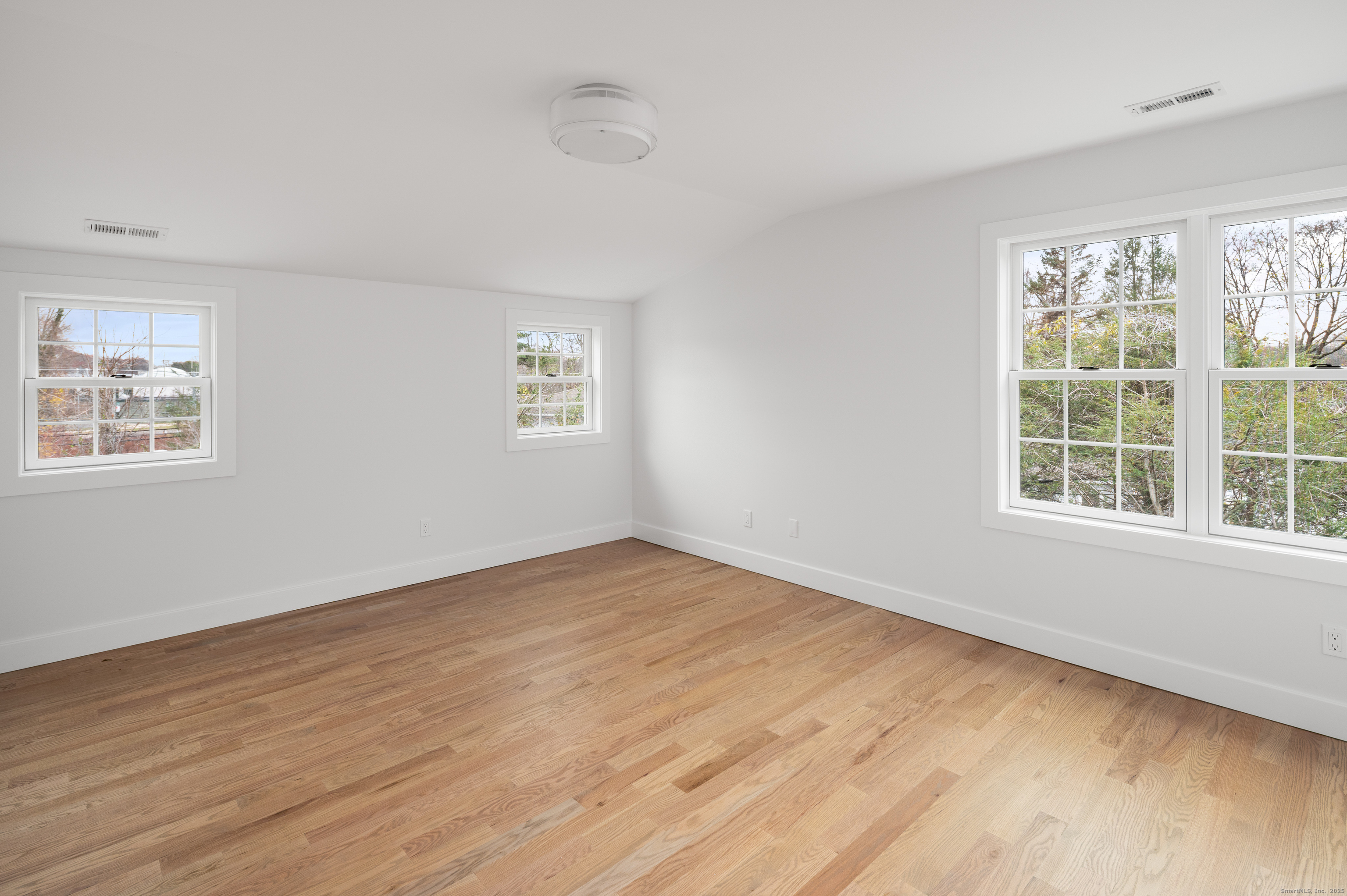 12 Walnut Ridge Court Stamford CT 06904