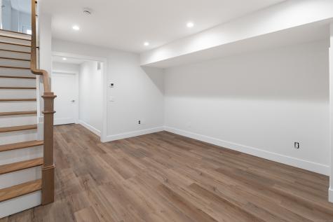 12 Walnut Ridge Court Stamford CT 06904