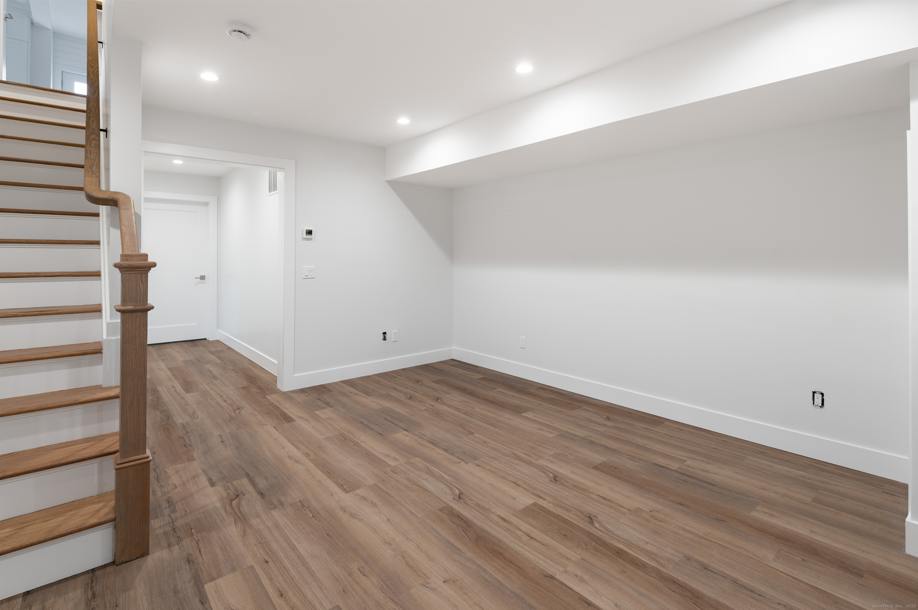 12 Walnut Ridge Court Stamford CT 06904