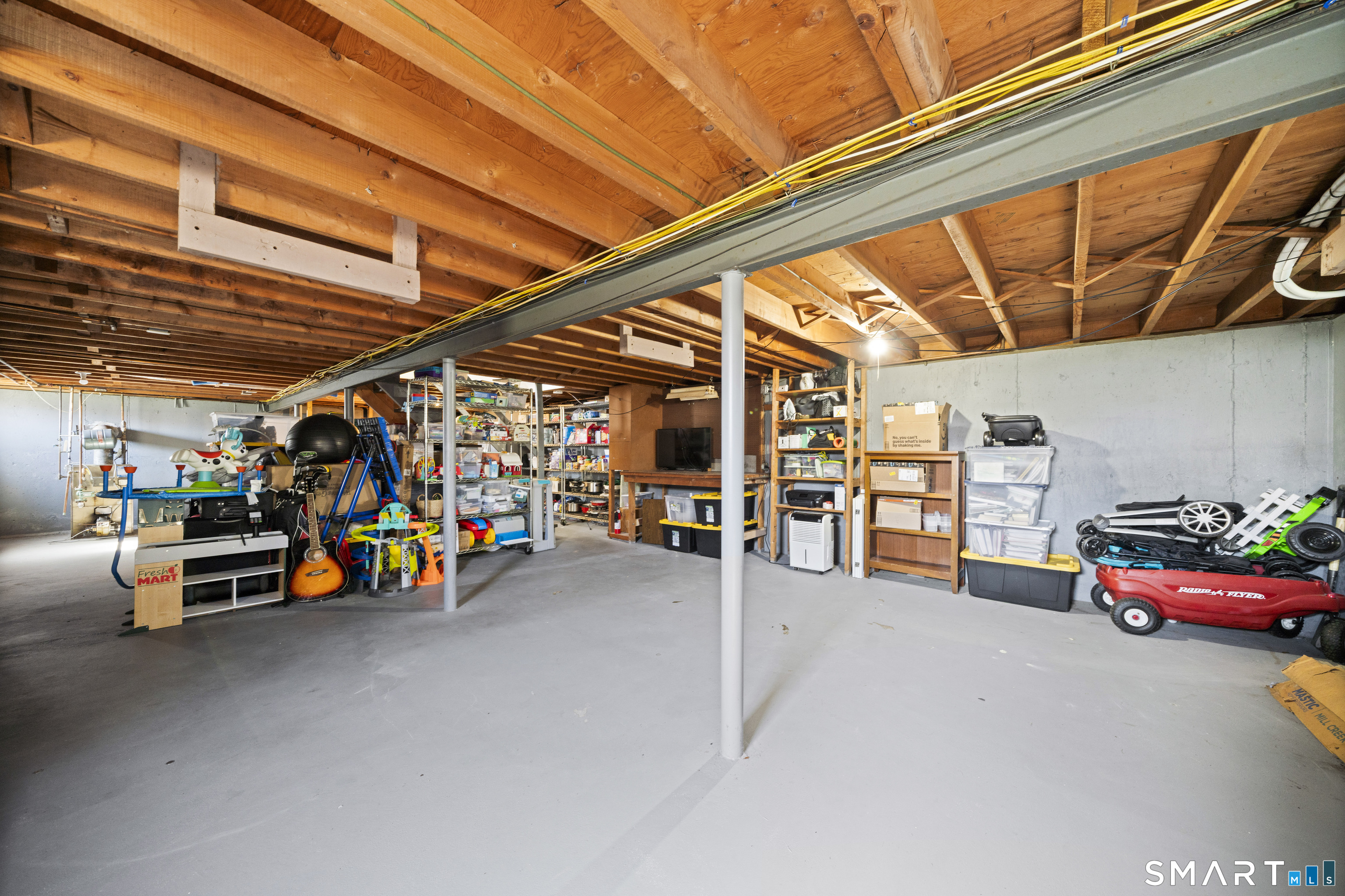89 Steele Road Enfield CT 06082