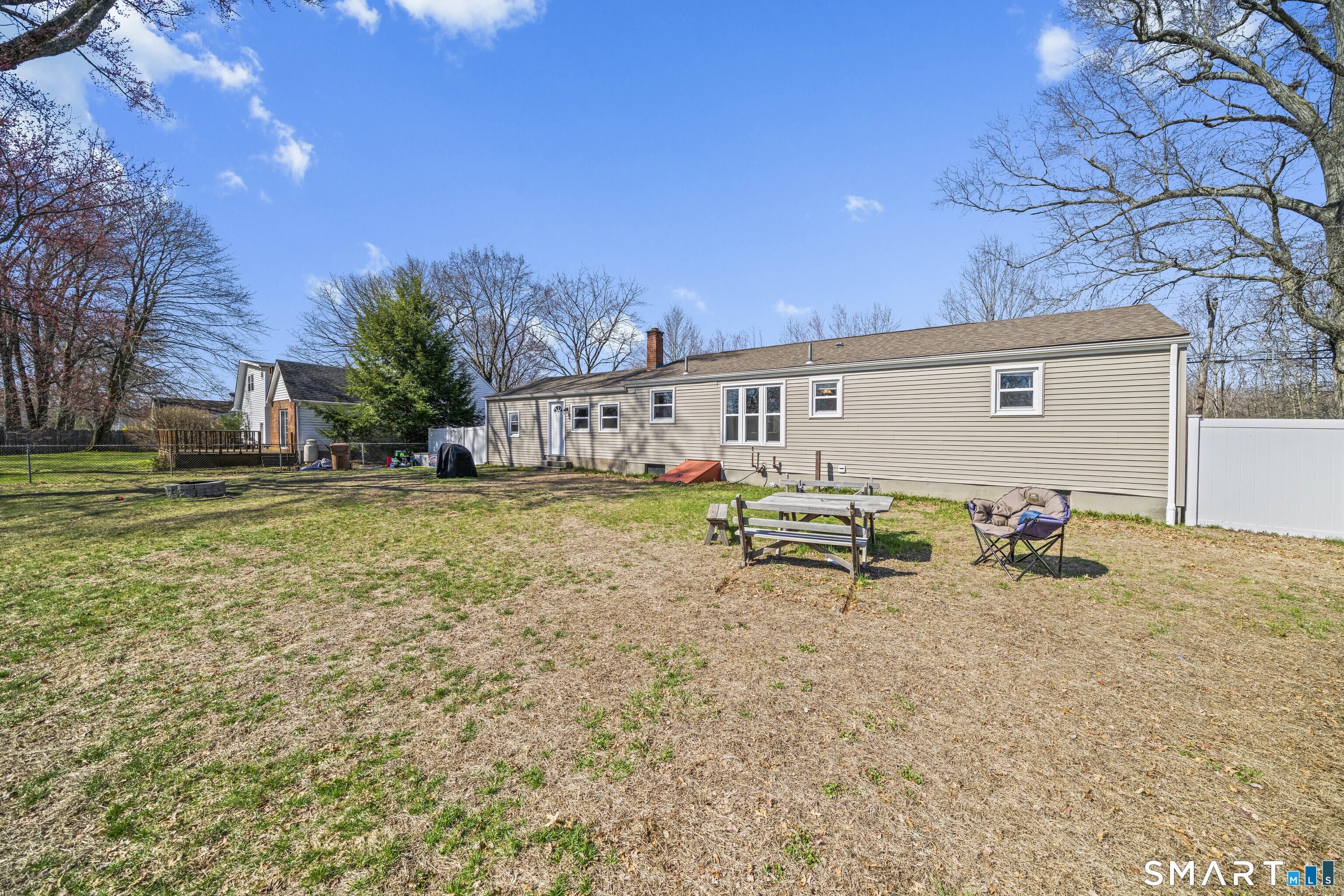 89 Steele Road Enfield CT 06082