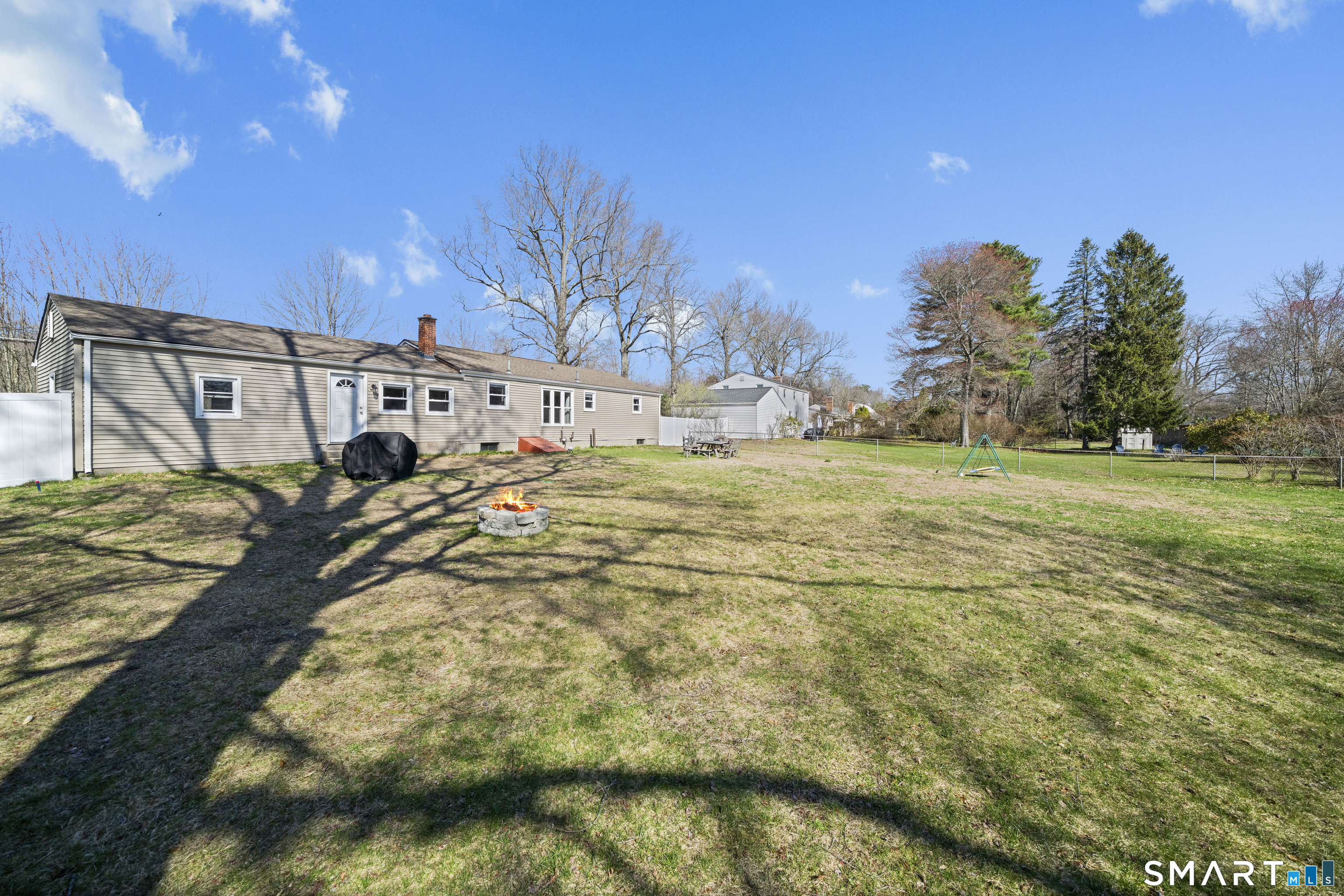 89 Steele Road Enfield CT 06082