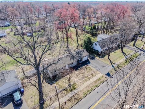 89 Steele Road Enfield CT 06082