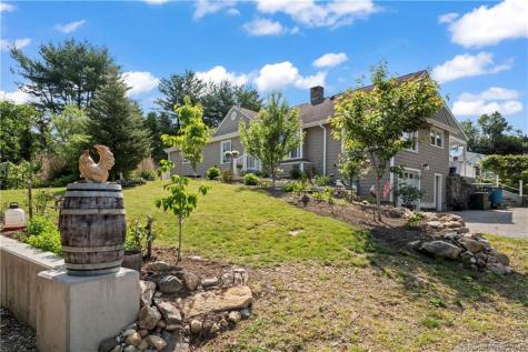 23 Sunset Hill Road Brookfield CT 06804