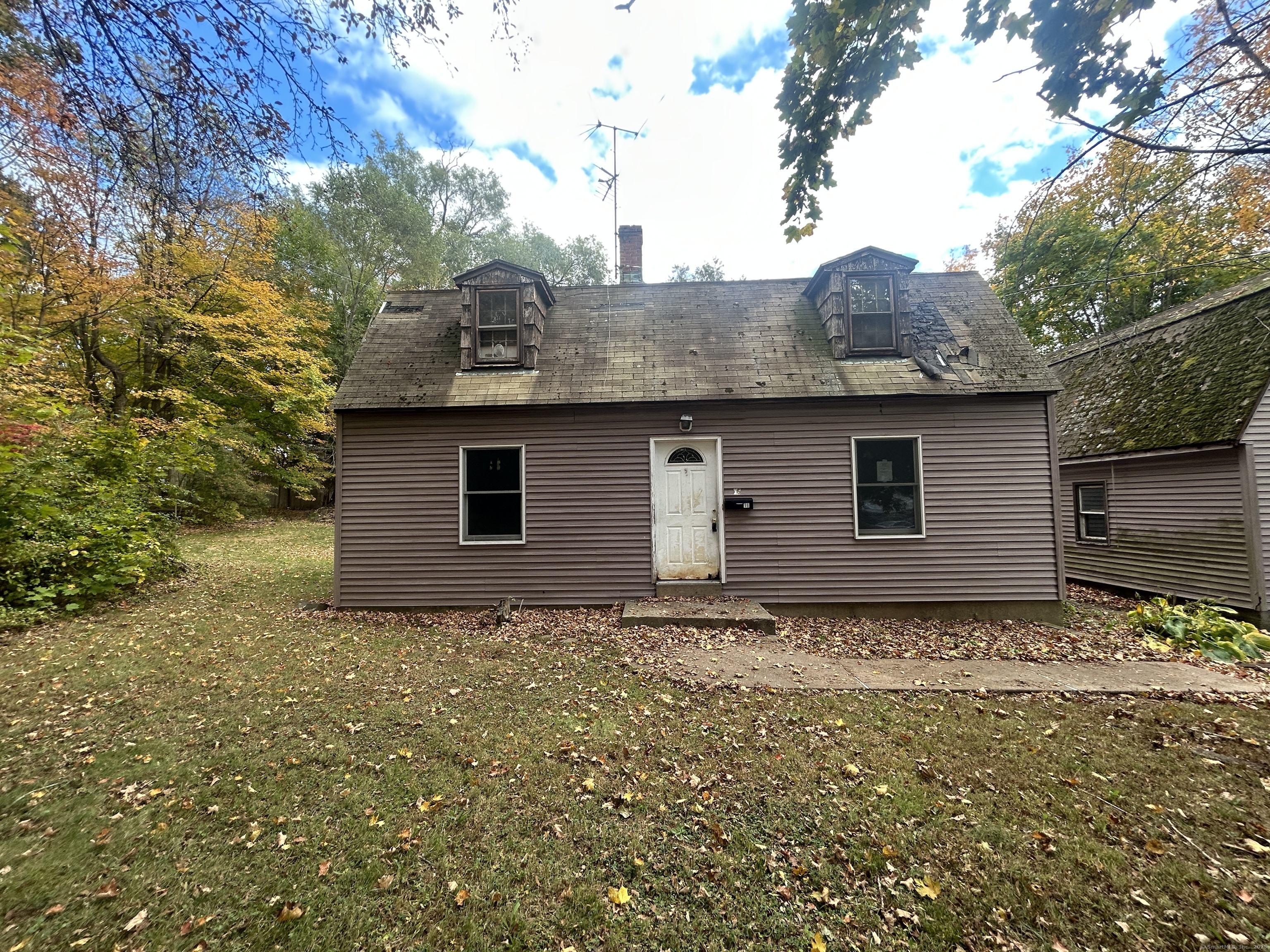 16 Deepwood Drive Cheshire CT 06410