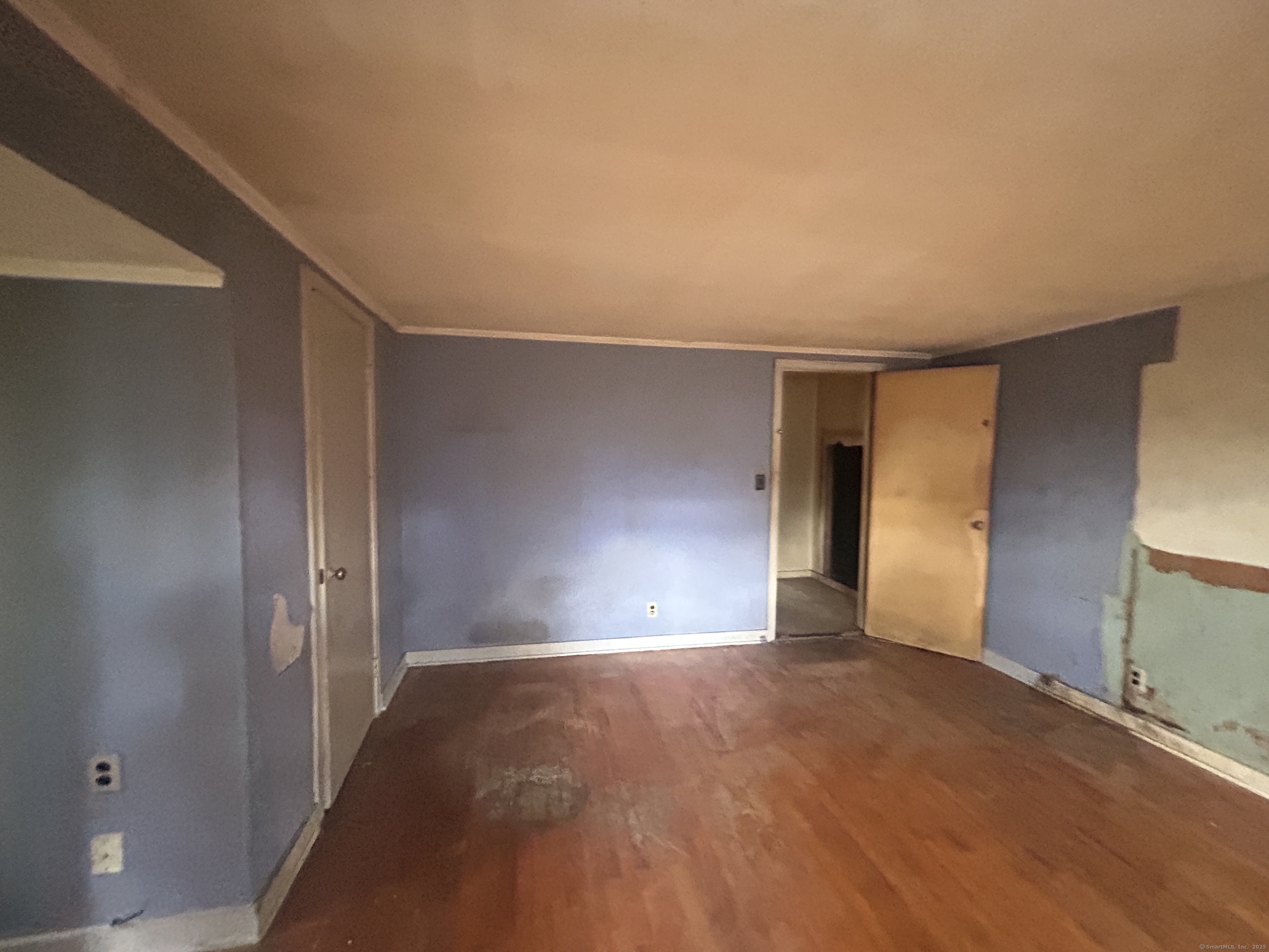 16 Deepwood Drive Cheshire CT 06410