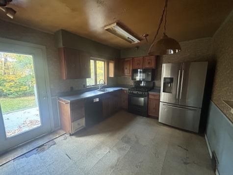 16 Deepwood Drive Cheshire CT 06410