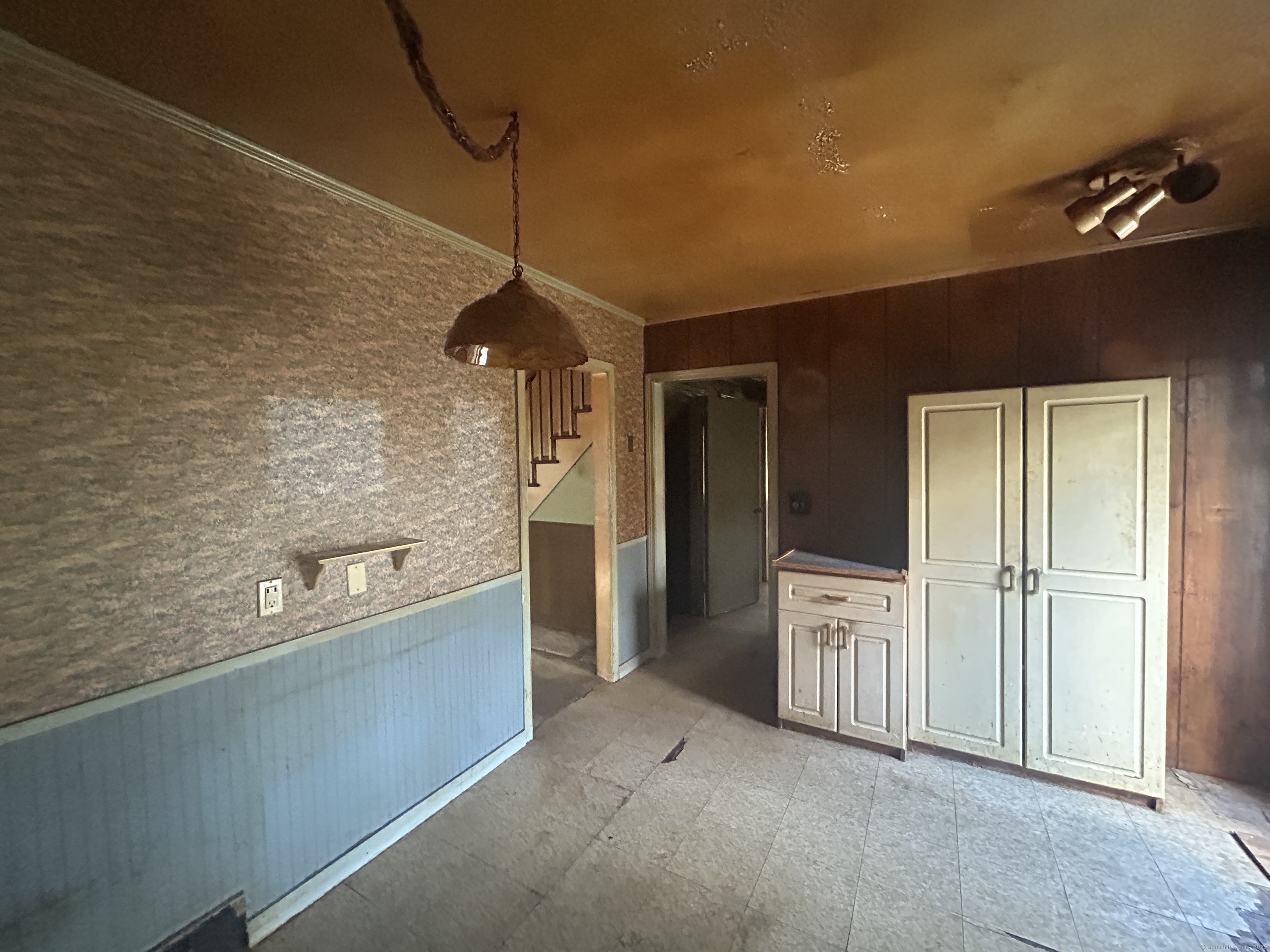 16 Deepwood Drive Cheshire CT 06410