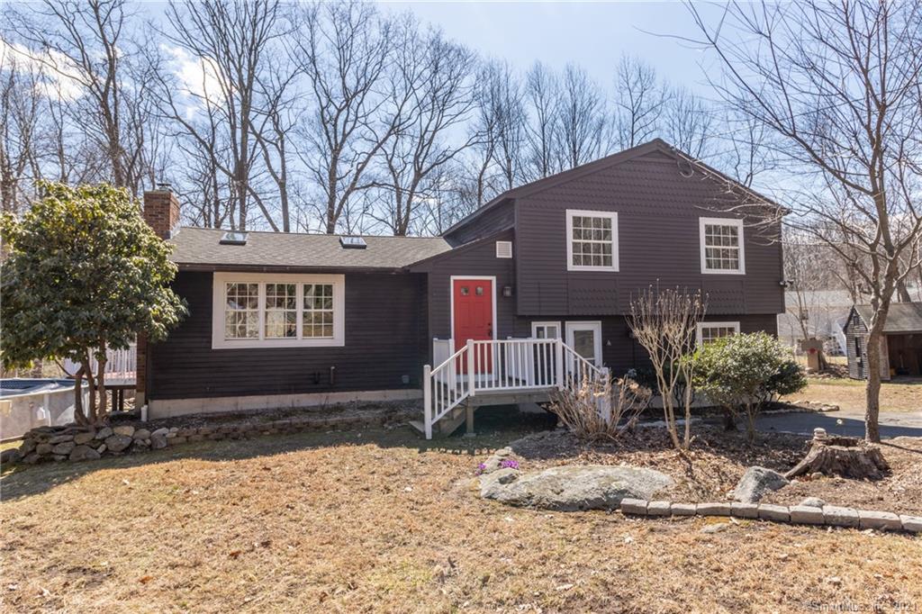 25 Birchwood Drive East Hampton CT 06424