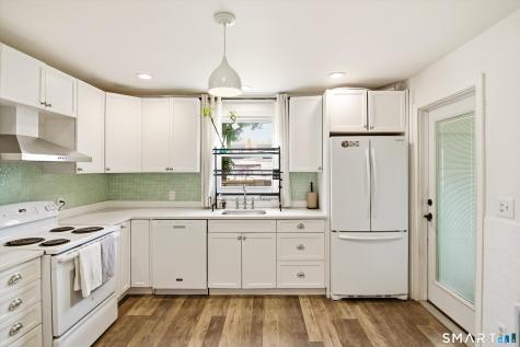 506 Lighthouse Road New Haven CT 06512