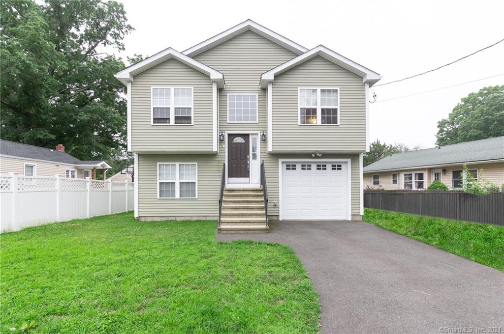 261 Saunders Avenue Bridgeport CT 06606