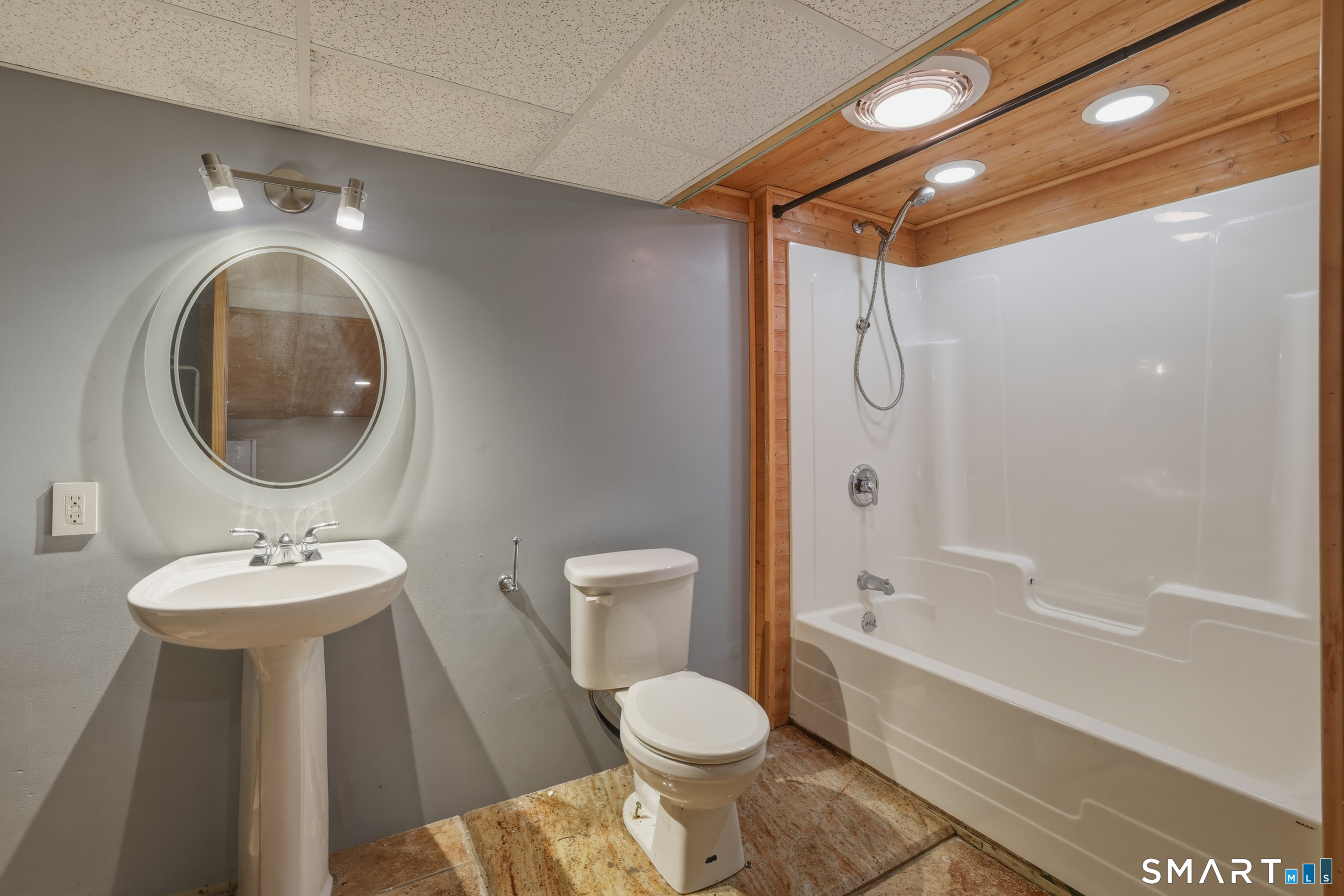 82 Cianci Drive Southington CT 06489