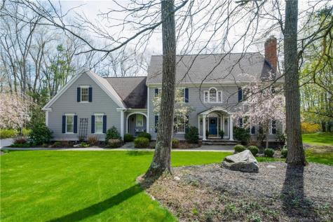 24 Quail Ridge Avon CT 06001