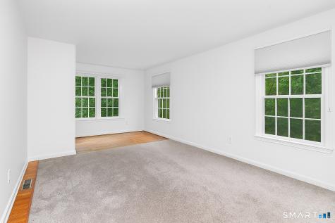29 Hungry Hill Circle Guilford CT 06437