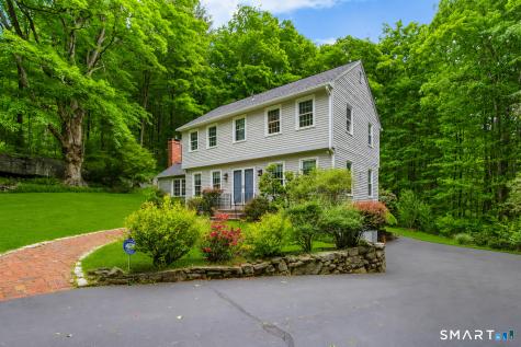 29 Hungry Hill Circle Guilford CT 06437