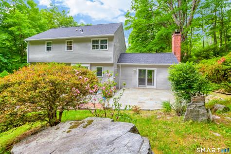 29 Hungry Hill Circle Guilford CT 06437