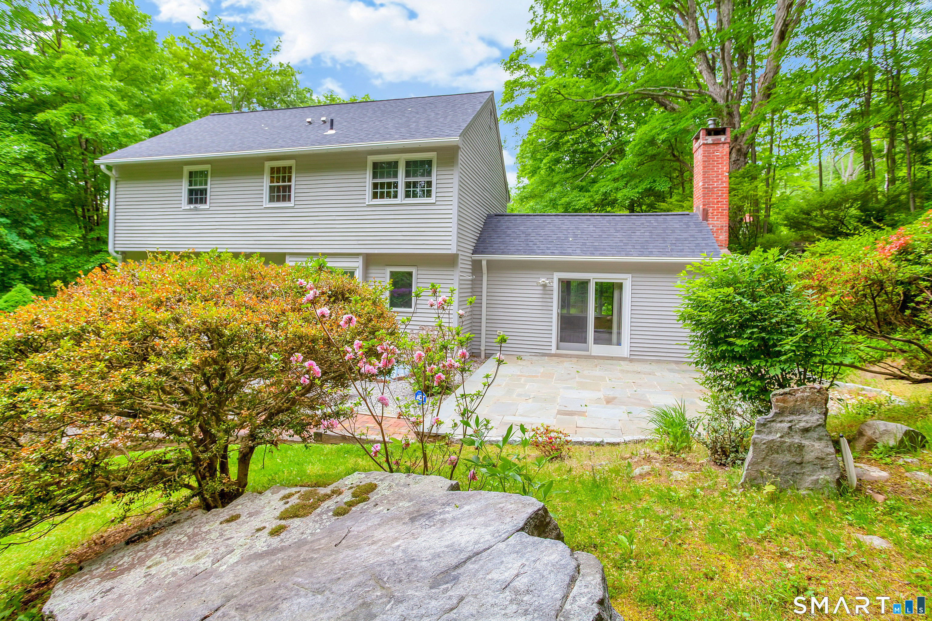 29 Hungry Hill Circle Guilford CT 06437